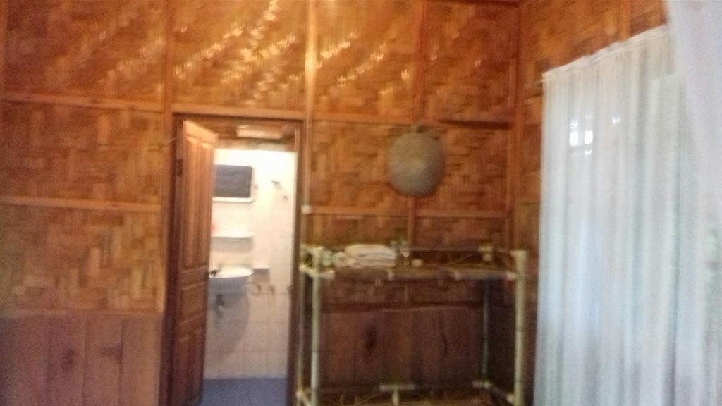 Ning Ning Guesthouse Muang Ngoi Exterior foto